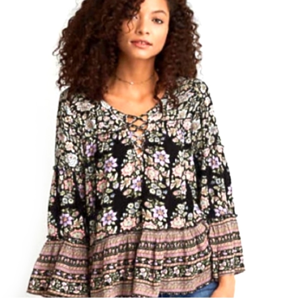 AMERICAN EAGLE OUTFITTERS AEO CUTOUT Floral Tunic Bell Sleeve Tiered Ruffled…